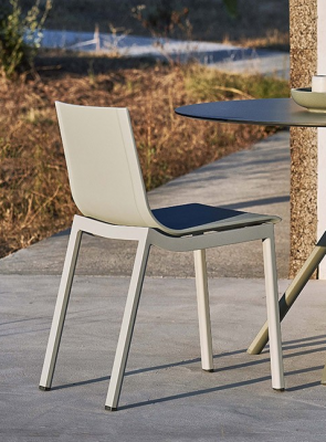 Židle Stack Dining Chair Model 4 
